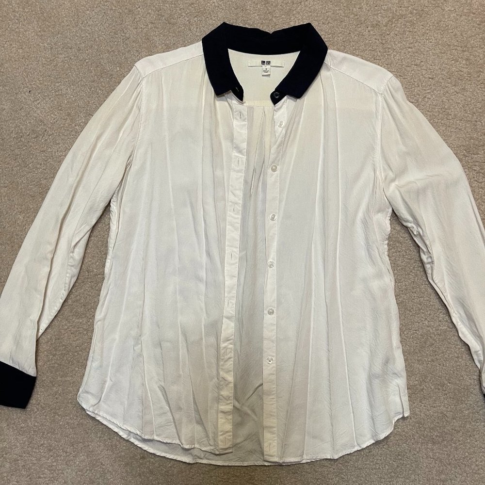 Uniqlo Button Down White Blouse w/ Blue Collar and Sleeve Detailing